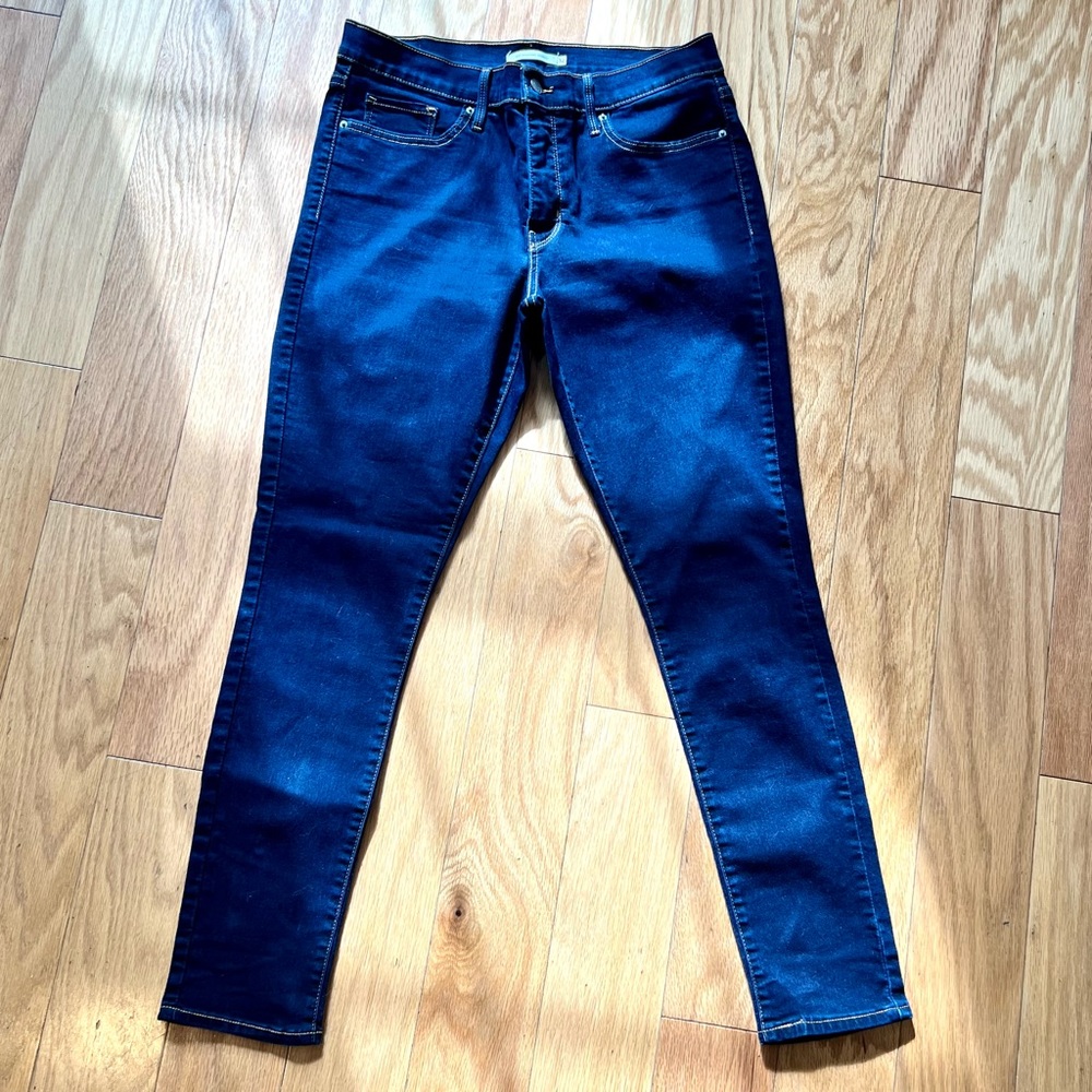 Levi’s 311 Shaping Skinny Jeans, Size 32, in Darkest Sky blue